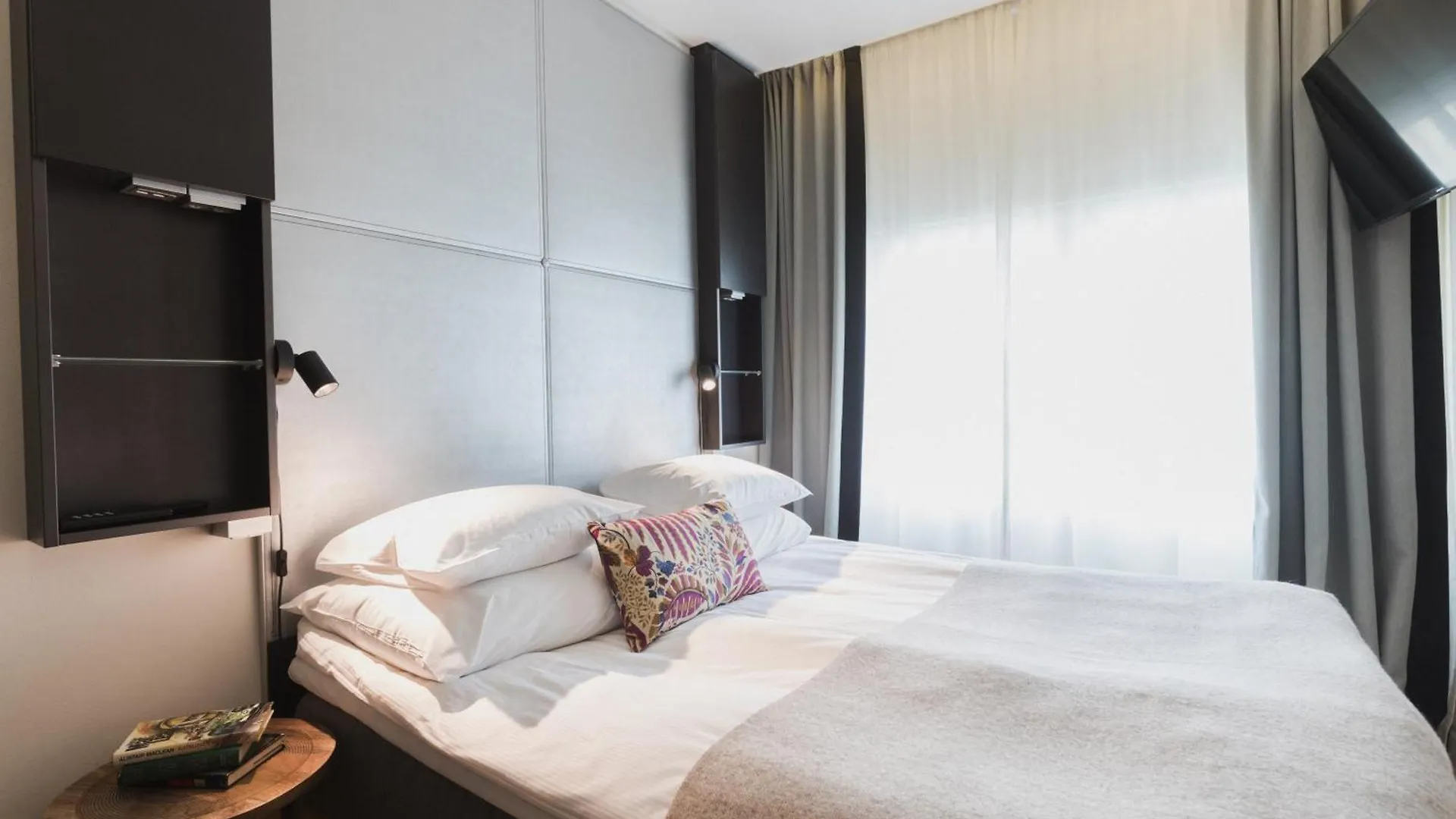 Home Hotel Jugend Helsinki Finland